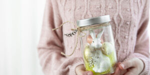 Cheap to chic: 7 ways to transform glass jars into student dorm decor