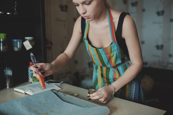 Transform old appliances with spray paint: the student’s guide to a modern dorm kitchen
